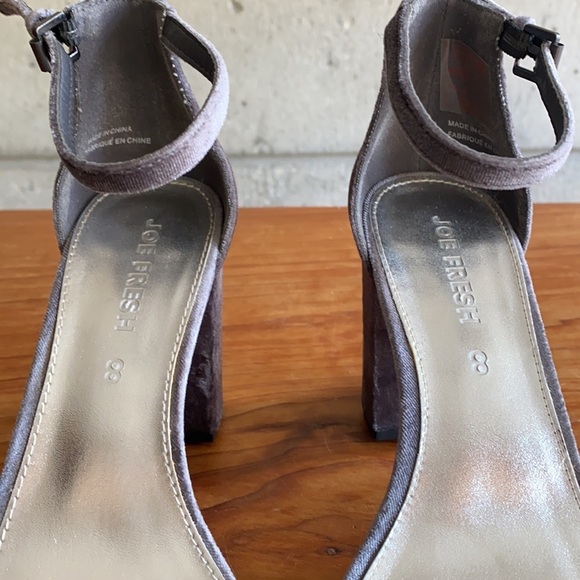 Charcoal Gray Velvet Block Heel from Joe Fresh - Picture 5 of 14